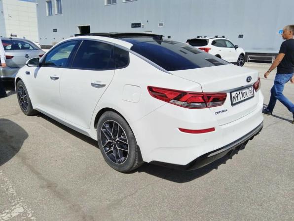 Kia Optima IV Рестайлинг с пробегом 2018 года, цена 2 040 000 рублей, 71631 км, седан, Автокод Объявления