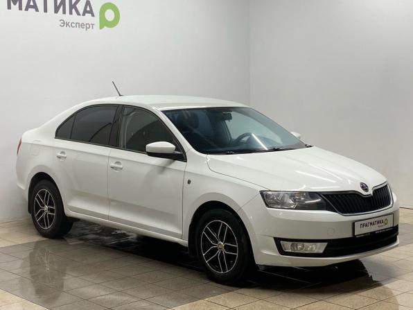 Skoda Rapid I с пробегом 2017 года, цена 899 000 рублей, 147368 км, лифтбек, Автокод Объявления