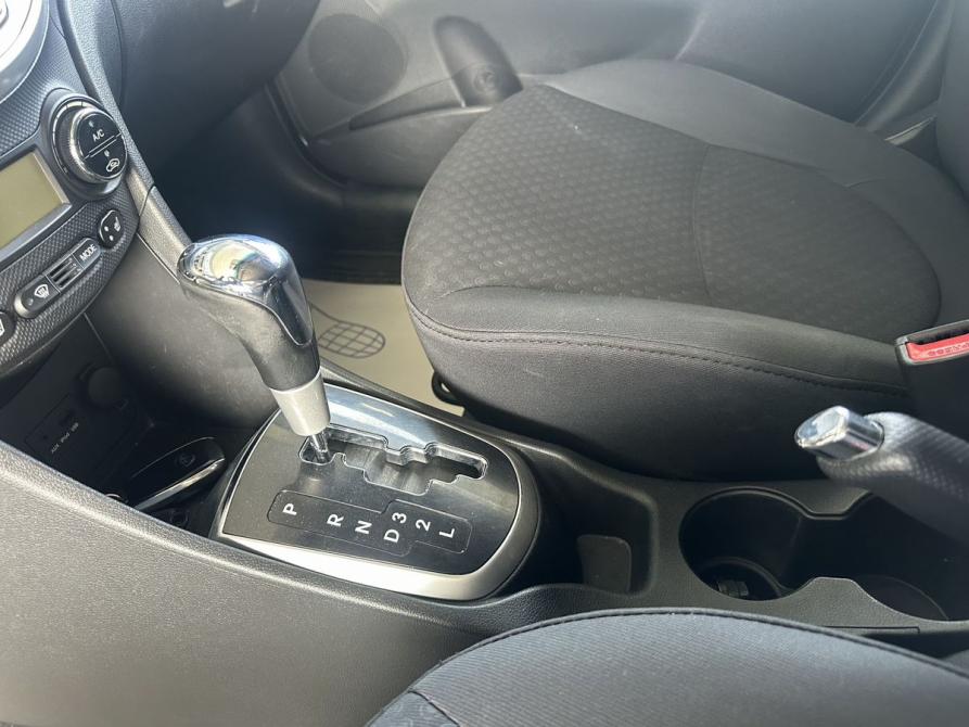 Hyundai Solaris I Волгоград  - изображение 12