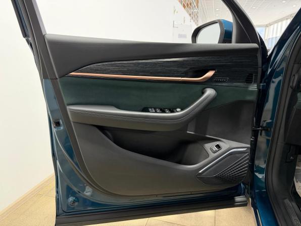 Geely Monjaro I с пробегом 2023 года, цена 3 100 000 рублей, 30603 км, внедорожник, Автокод Объявления