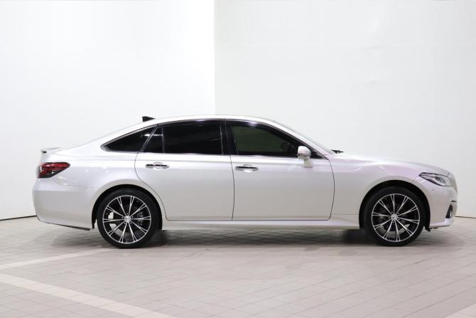 Toyota Crown XV (S220) с пробегом 2019 года, цена 2 900 000 рублей, 120842 км, седан, Автокод Объявления