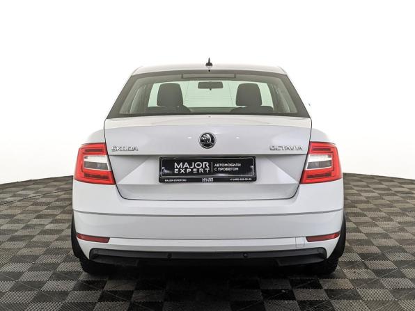 Skoda Octavia III (A7) Рестайлинг с пробегом 2020 года, цена 1 845 000 рублей, 83528 км, лифтбек, Автокод Объявления