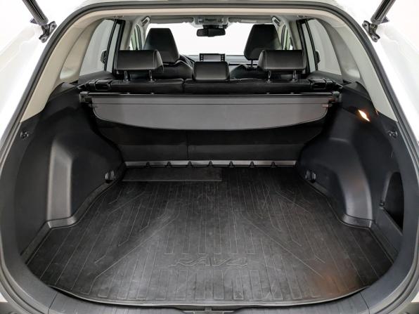 Toyota RAV4 V (XA50) с пробегом 2022 года, цена 3 890 000 рублей, 39291 км, внедорожник, Автокод Объявления