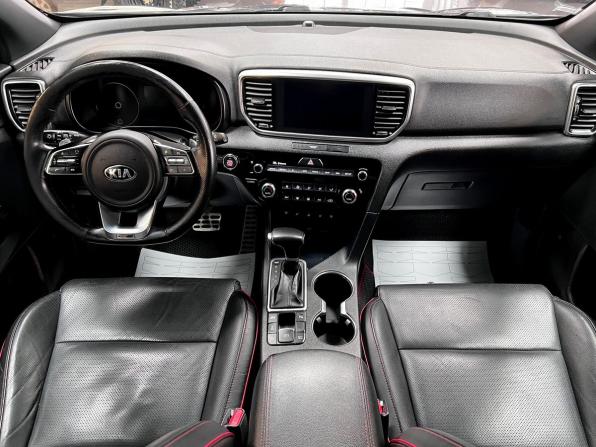 Kia Sportage IV Рестайлинг с пробегом 2018 года, цена 2 340 000 рублей, 111537 км, внедорожник, Автокод Объявления