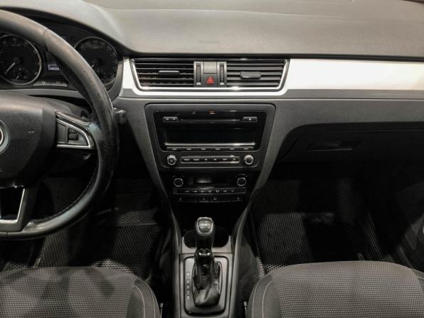 Skoda Rapid I с пробегом 2014 года, цена 799 000 рублей, 244000 км, лифтбек, Автокод Объявления
