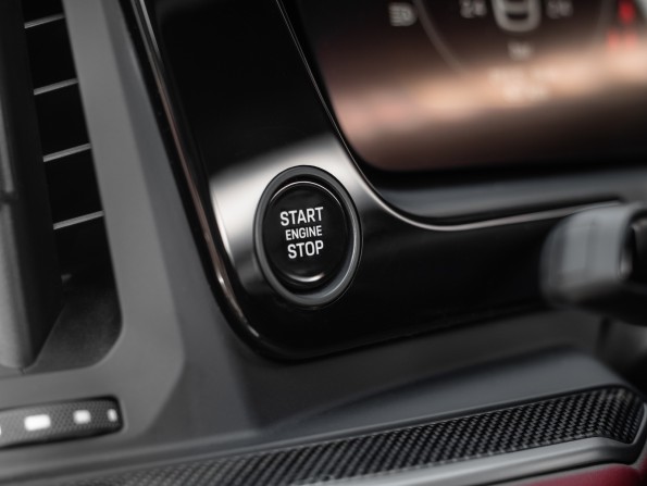 Новый Porsche Cayenne III Рестайлинг 2024 года, цена 26 825 300 рублей, внедорожник, Автокод Объявления