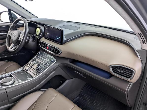 Hyundai Santa Fe IV Рестайлинг с пробегом 2021 года, цена 4 050 000 рублей, 46076 км, внедорожник, Автокод Объявления