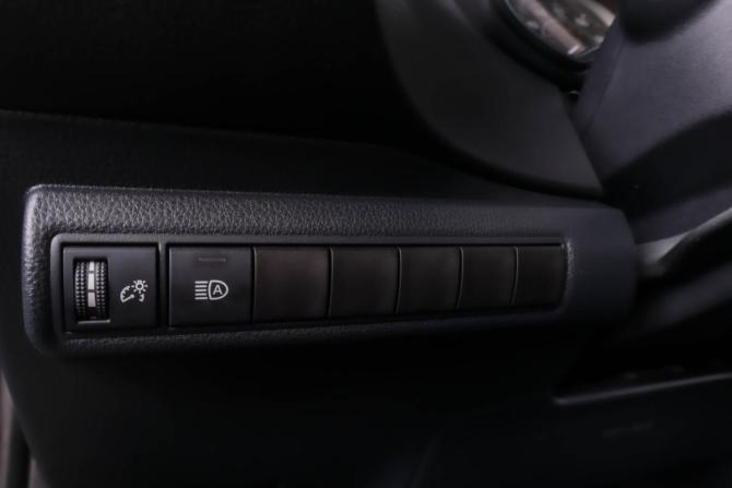 Toyota Corolla XII (E210) с пробегом 2019 года, цена 1 789 000 рублей, 65000 км, седан, Автокод Объявления