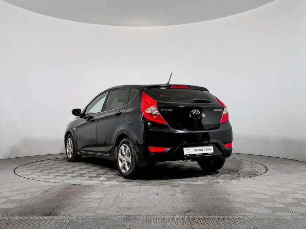 Hyundai Solaris I с пробегом 2012 года, цена 645 000 рублей, 170000 км, хэтчбек, Автокод Объявления