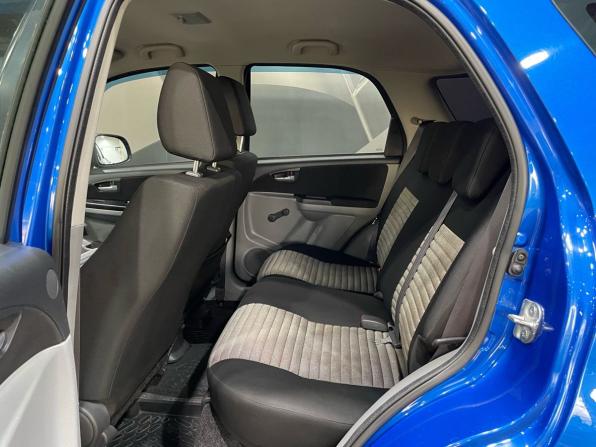 Suzuki SX4 I (Classic) Рестайлинг с пробегом 2011 года, цена 699 000 рублей, 175232 км, хэтчбек, Автокод Объявления