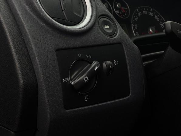 Ford Fusion I Рестайлинг с пробегом 2008 года, цена 369 990 рублей, 249452 км, хэтчбек, Автокод Объявления