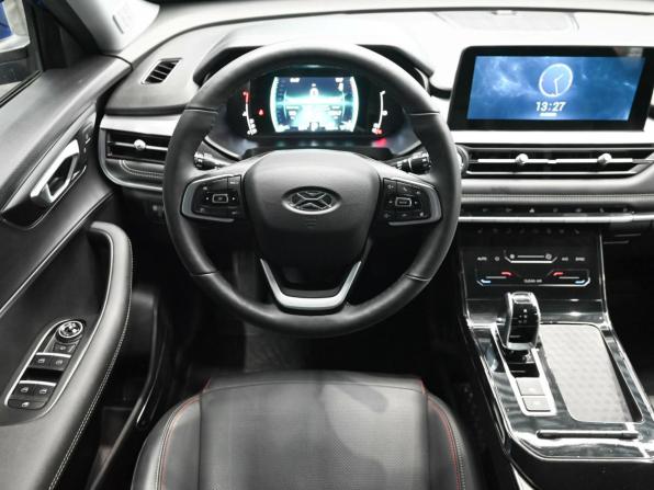 Xcite X-Cross 7 с пробегом 2024 года, цена 2 215 000 рублей, 10342 км, внедорожник, Автокод Объявления