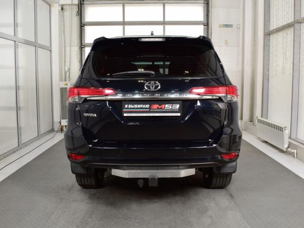 Toyota Fortuner II с пробегом 2018 года, цена 3 785 995 рублей, 204693 км, внедорожник, Автокод Объявления