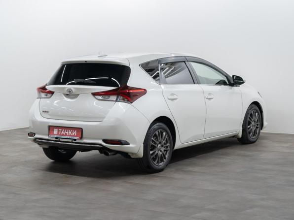 Toyota Auris II Рестайлинг с пробегом 2016 года, цена 1 455 000 рублей, 90000 км, хэтчбек, Автокод Объявления