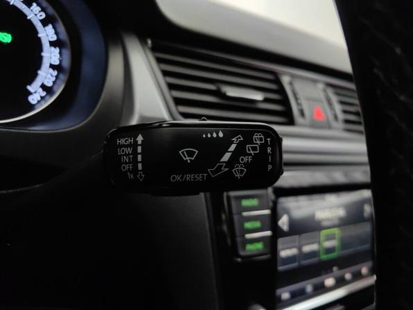 Skoda Rapid I Рестайлинг с пробегом 2019 года, цена 1 378 000 рублей, 103350 км, лифтбек, Автокод Объявления