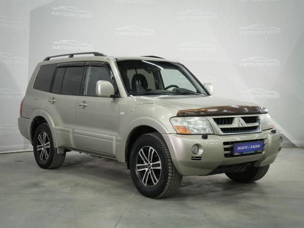 Mitsubishi Pajero III Рестайлинг с пробегом 2004 года, цена 990 000 рублей, 240000 км, внедорожник, Автокод Объявления