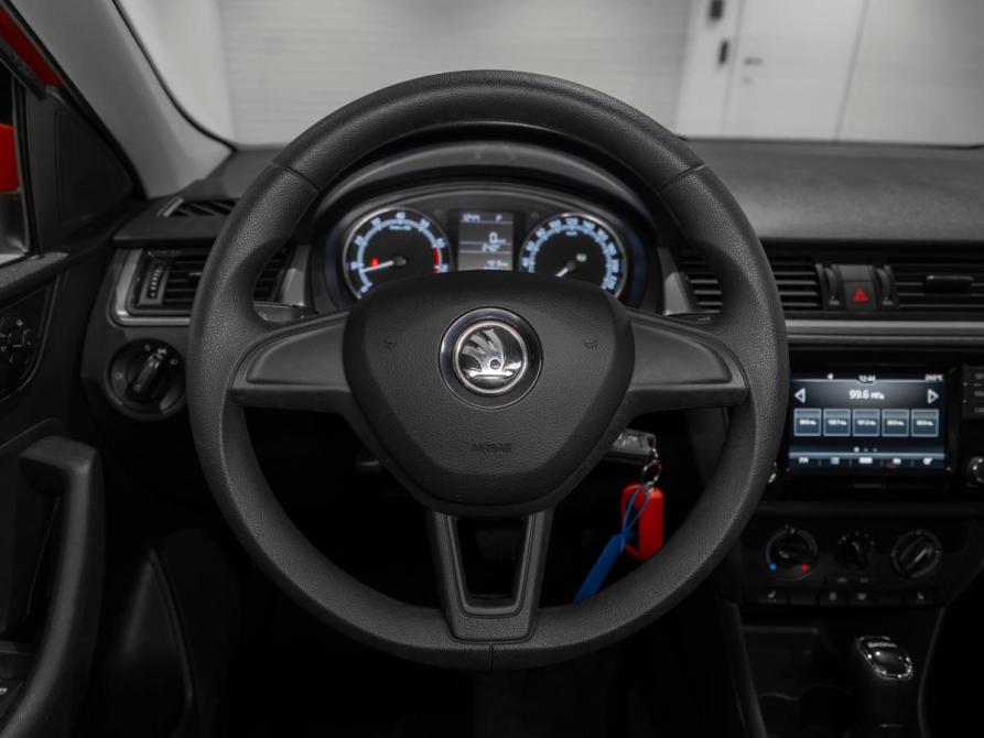 Skoda Rapid I Рестайлинг Москва  - изображение 10