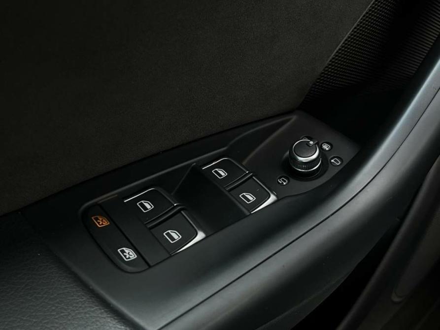 Audi Q3 I (8U) Рестайлинг Санкт-Петербург  - изображение 19