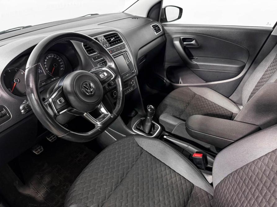 Volkswagen Polo V Рестайлинг Санкт-Петербург  - изображение 9