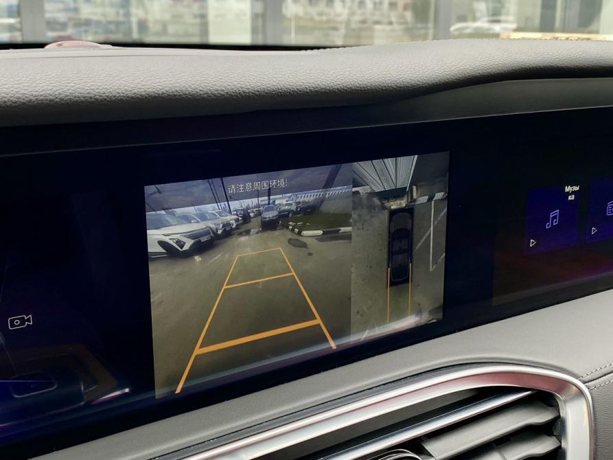 Hongqi E-HS9 Москва  - изображение 18