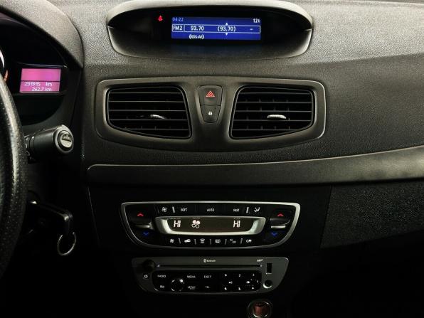 Renault Fluence I с пробегом 2013 года, цена 640 000 рублей, 231912 км, седан, Автокод Объявления