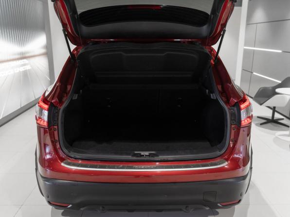 Nissan Qashqai II с пробегом 2016 года, цена 1 495 000 рублей, 140006 км, внедорожник, Автокод Объявления