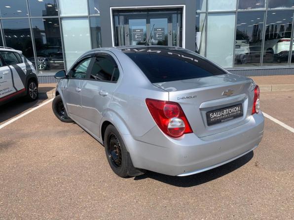 Chevrolet Aveo II с пробегом 2013 года, цена 400 000 рублей, 281100 км, седан, Автокод Объявления