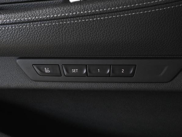 BMW 7 серии VI (G11/G12) Рестайлинг с пробегом 2019 года, цена 4 849 000 рублей, 147836 км, седан, Автокод Объявления