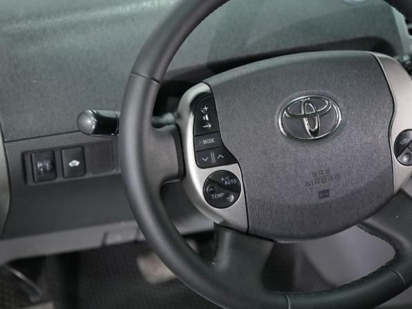 Toyota Prius II Рестайлинг (XW20) с пробегом 2008 года, цена 865 000 рублей, 402000 км, лифтбек, Автокод Объявления