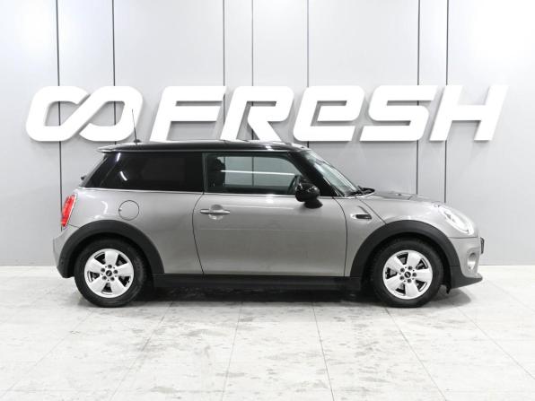 Mini Hatch III (F55/F56) с пробегом 2017 года, цена 2 179 000 рублей, 52962 км, хэтчбек, Автокод Объявления