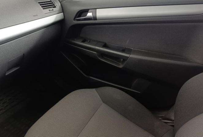 Opel Astra H Рестайлинг с пробегом 2011 года, цена 650 000 рублей, 162000 км, универсал, Автокод Объявления
