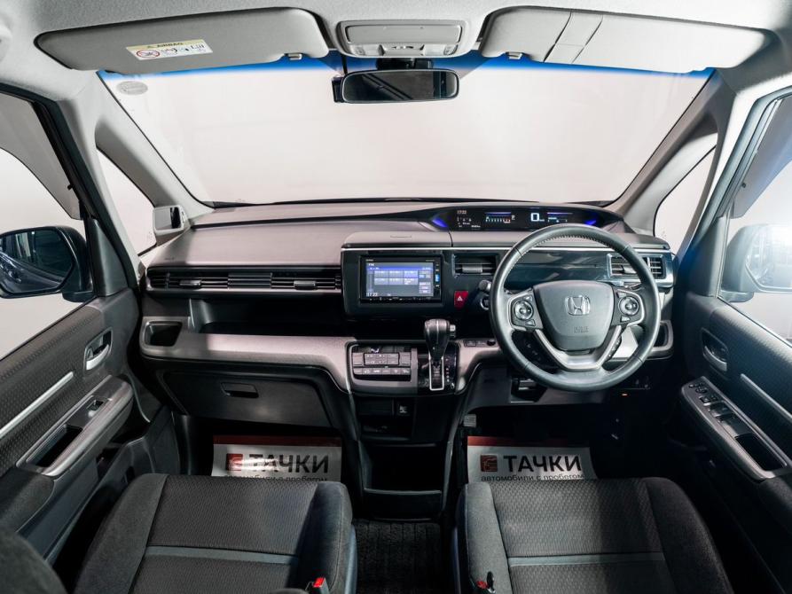 Honda Stepwgn V Рестайлинг Чита  - изображение 8