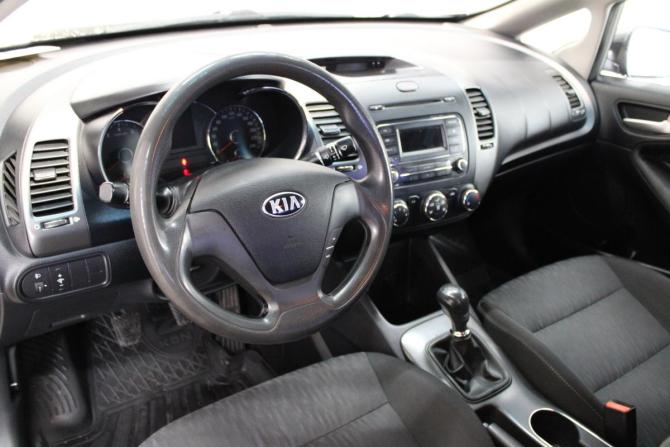 Kia Cerato III с пробегом 2014 года, цена 695 000 рублей, 304378 км, седан, Автокод Объявления