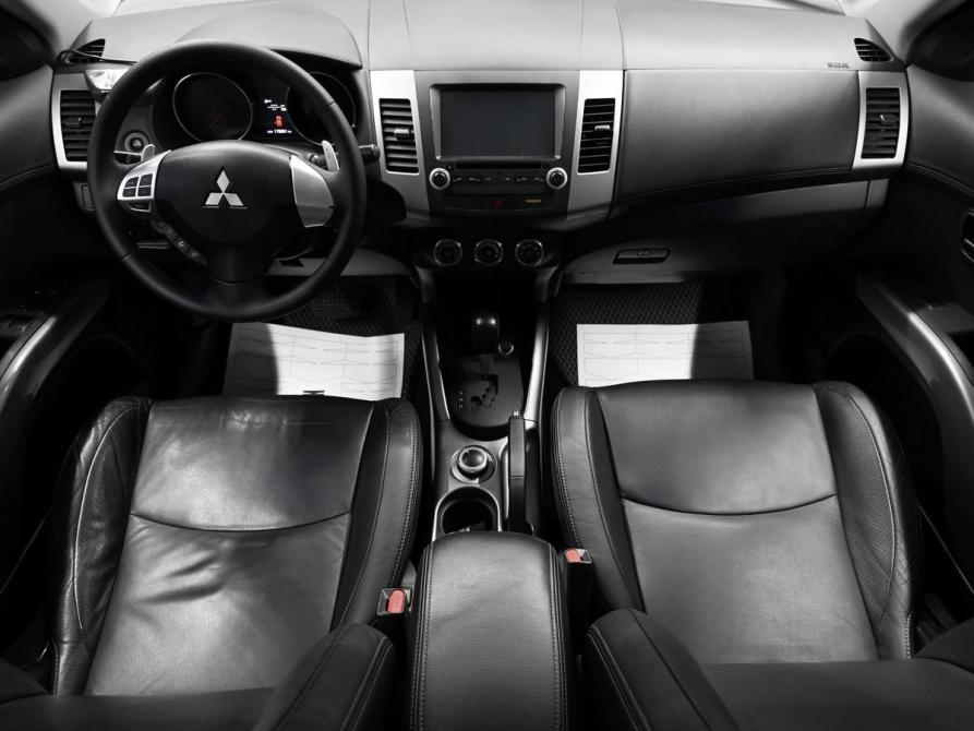 Mitsubishi Outlander II Рестайлинг Тверь  - изображение 11