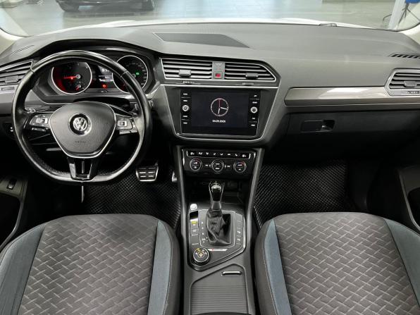 Volkswagen Tiguan II с пробегом 2019 года, цена 2 850 000 рублей, 125699 км, внедорожник, Автокод Объявления
