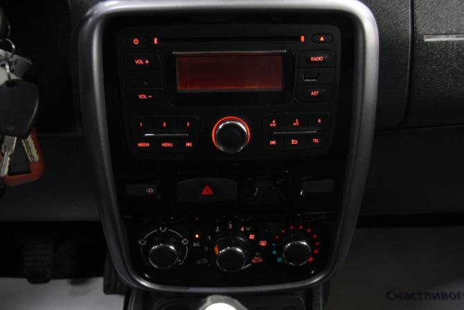 Renault Duster I с пробегом 2012 года, цена 900 000 рублей, 279707 км, внедорожник, Автокод Объявления