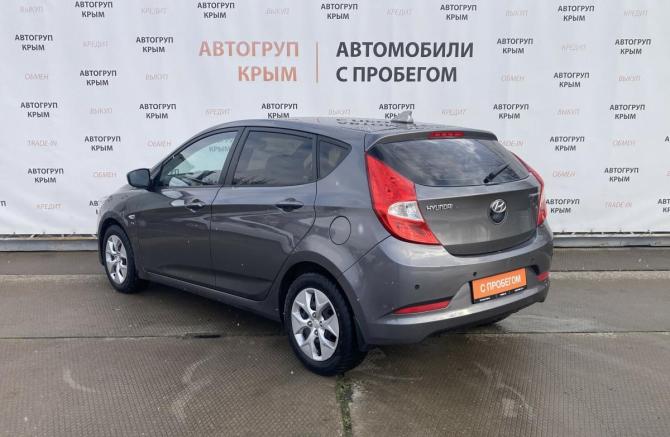Hyundai Solaris I Рестайлинг с пробегом 2015 года, цена 1 100 000 рублей, 117180 км, хэтчбек, Автокод Объявления