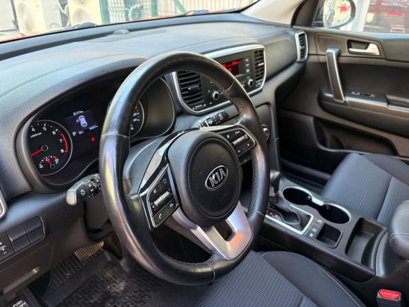 Kia Sportage IV Рестайлинг с пробегом 2020 года, цена 2 169 000 рублей, 84537 км, внедорожник, Автокод Объявления