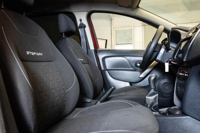 Renault Sandero II с пробегом 2015 года, цена 999 000 рублей, 114784 км, хэтчбек, Автокод Объявления