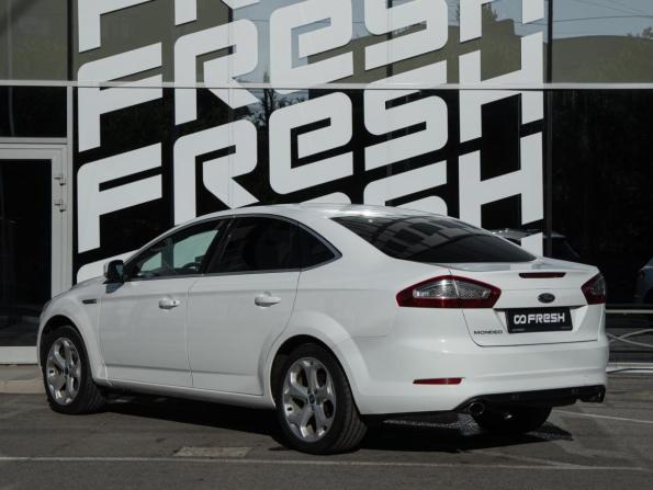 Ford Mondeo IV Рестайлинг с пробегом 2011 года, цена 935 000 рублей, 301686 км, седан, Автокод Объявления