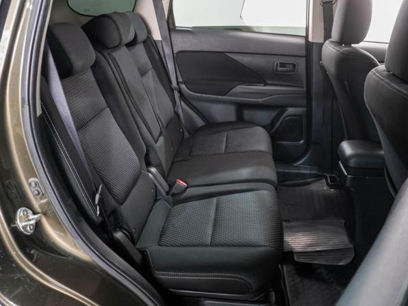 Mitsubishi Outlander III Рестайлинг 2 с пробегом 2017 года, цена 1 699 000 рублей, 179653 км, внедорожник, Автокод Объявления