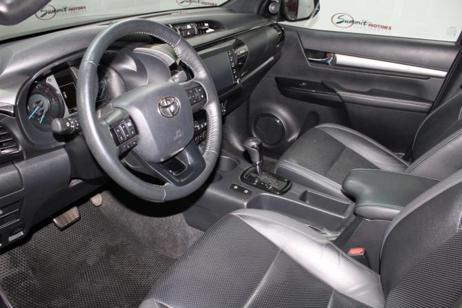 Toyota Hilux VIII Рестайлинг с пробегом 2021 года, цена 7 700 000 рублей, 78452 км, offers.body_type.unknown, Автокод Объявления