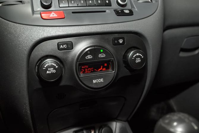 Kia Rio II Рестайлинг с пробегом 2011 года, цена 495 000 рублей, 227031 км, хэтчбек, Автокод Объявления