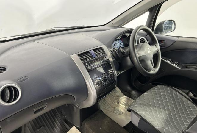 Mitsubishi Colt VI (Z20/Z30) с пробегом 2004 года, цена 320 000 рублей, 241777 км, хэтчбек, Автокод Объявления