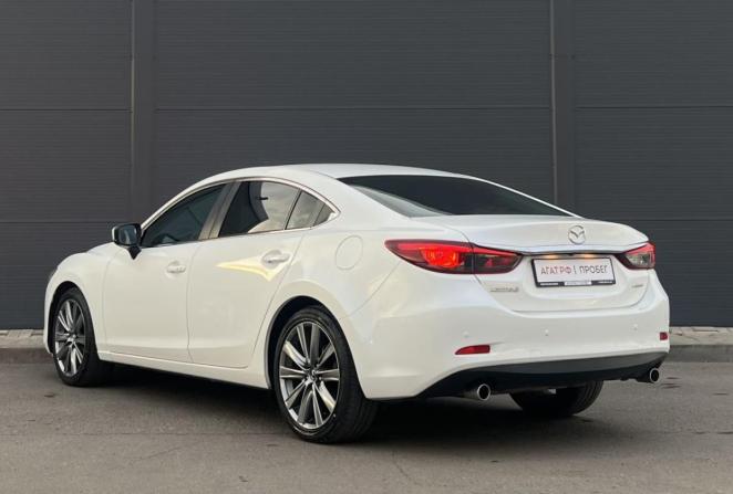 Mazda 6 III (GJ) Рестайлинг с пробегом 2018 года, цена 2 090 000 рублей, 71214 км, седан, Автокод Объявления