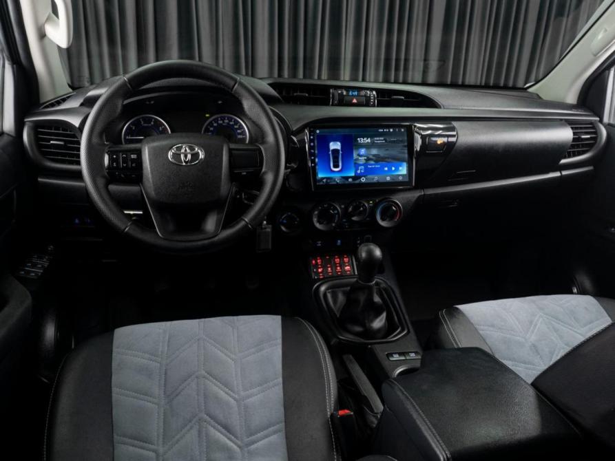 Toyota Hilux VIII Тюмень  - изображение 10