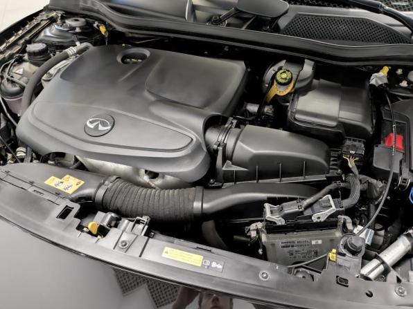 Infiniti QX30 с пробегом 2017 года, цена 2 250 000 рублей, 109103 км, внедорожник, Автокод Объявления
