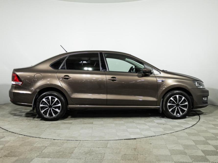 Volkswagen Polo V Рестайлинг Санкт-Петербург  - изображение 4