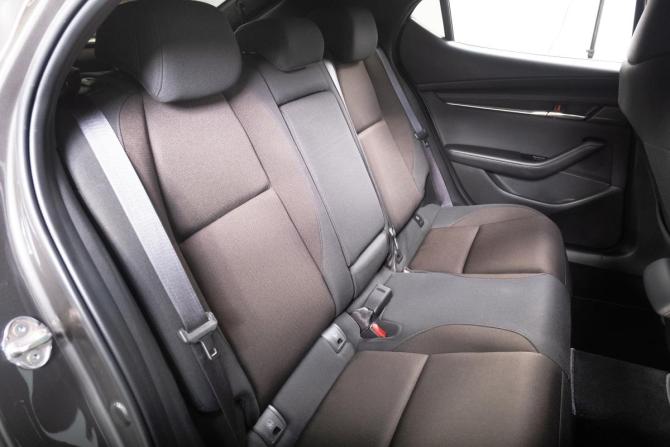 Mazda 3 IV (BP) с пробегом 2022 года, цена 2 249 000 рублей, 23800 км, хэтчбек, Автокод Объявления