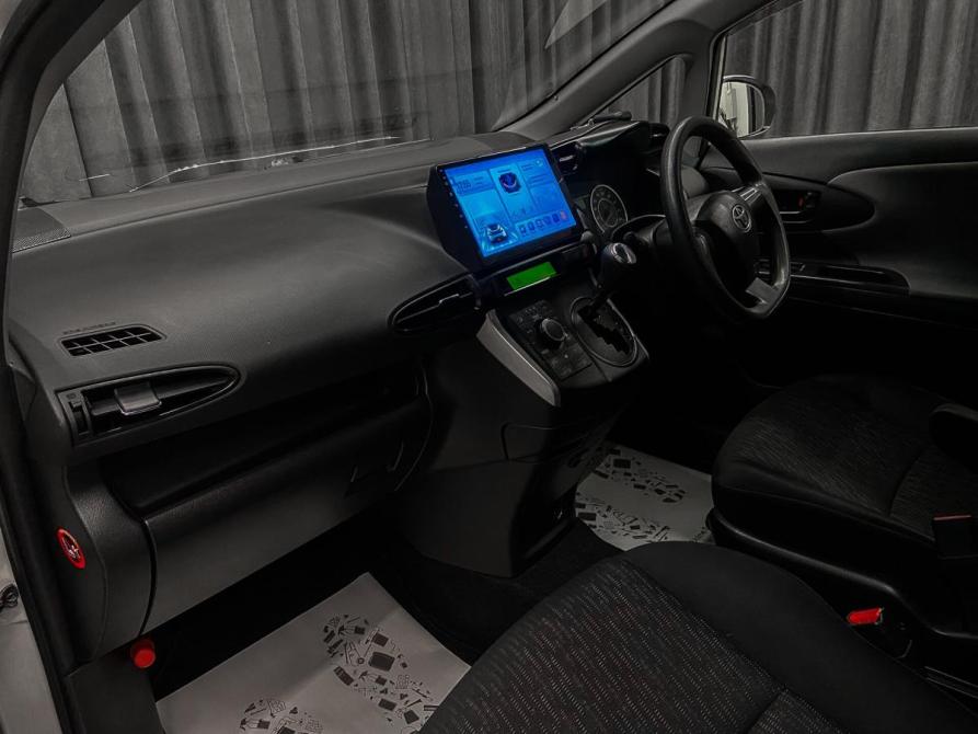 Toyota Wish II Красноярск  - изображение 12